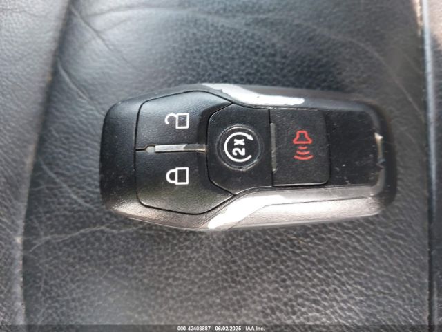 1FM5K8D8XGGC56030 Ford EXPLORER XLT