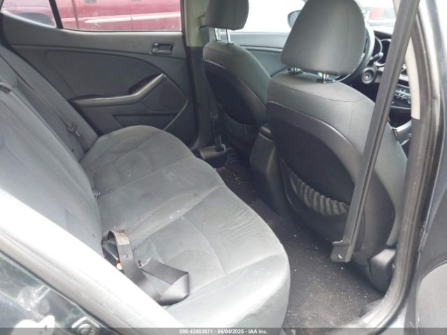 KNAGM4A70F5543976 KIA Optima Lx