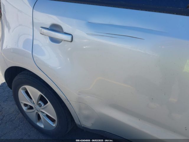 KNDJN2A27E7727281 KIA Soul