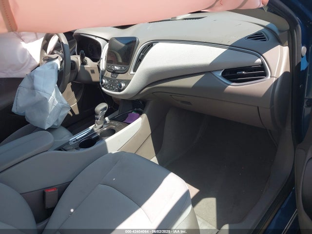 1G1ZD5ST9SF148365 Chevrolet lfv
