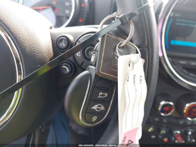 2017 MINI COUNTRYMAN WMZYV5C35H3E01693 Photo 10