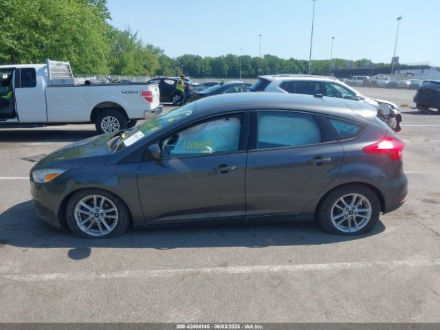 1FADP3K23JL295484 Ford FOCUS SE