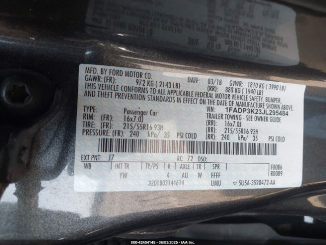 1FADP3K23JL295484 Ford FOCUS SE