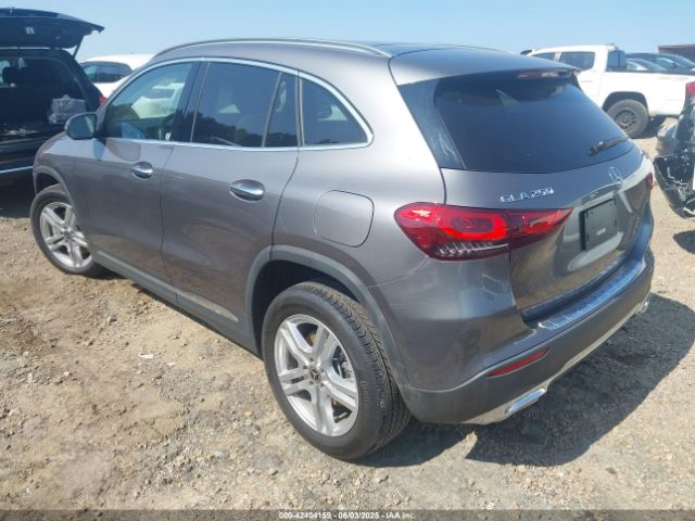 2022 MERCEDES-BENZ GLA 250 W1N4N4HB7NJ393523 Photo 2