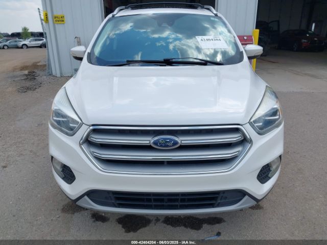 1FMCU0J93HUE55035 Ford Escape Titanium