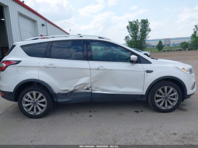 1FMCU0J93HUE55035 Ford Escape Titanium