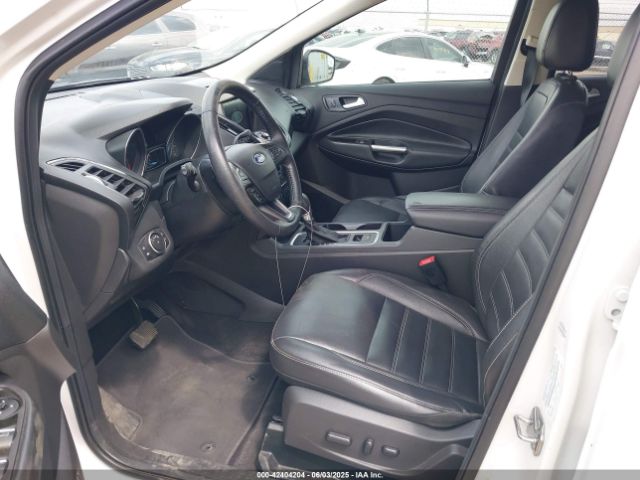 1FMCU0J93HUE55035 Ford Escape Titanium