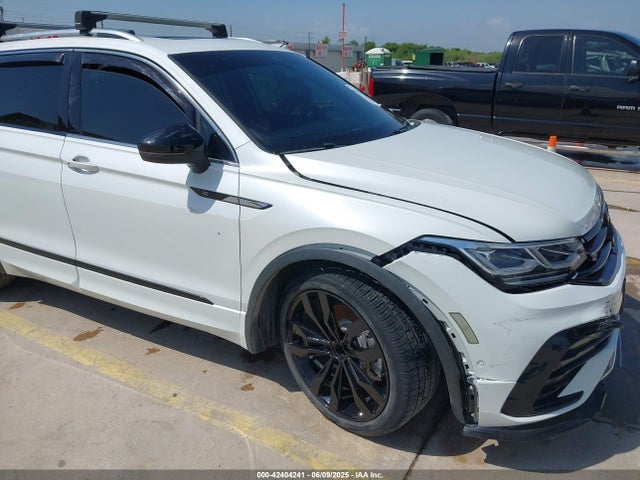 Volkswagen Tiguan 2022 3VV4B7AX5NM078862 Image 17