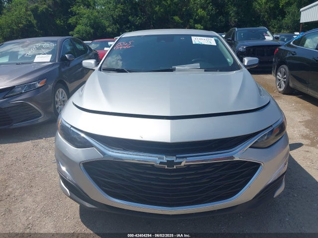 1G1ZG5ST5NF111521 Chevrolet Malibu Fwd Rs