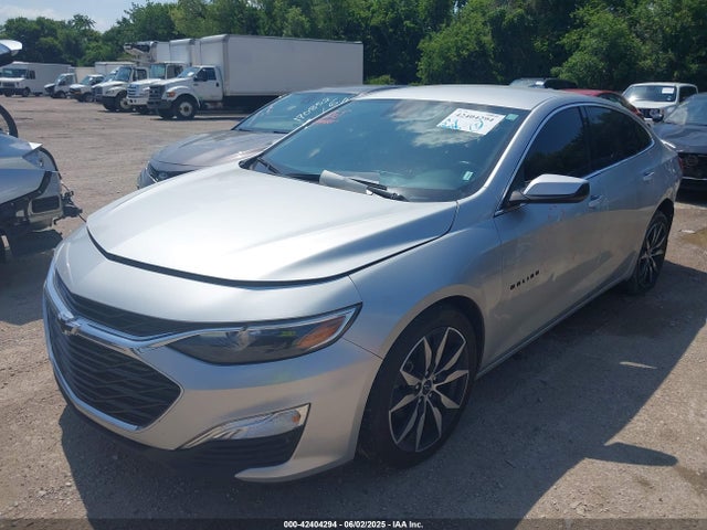 1G1ZG5ST5NF111521 Chevrolet Malibu Fwd Rs
