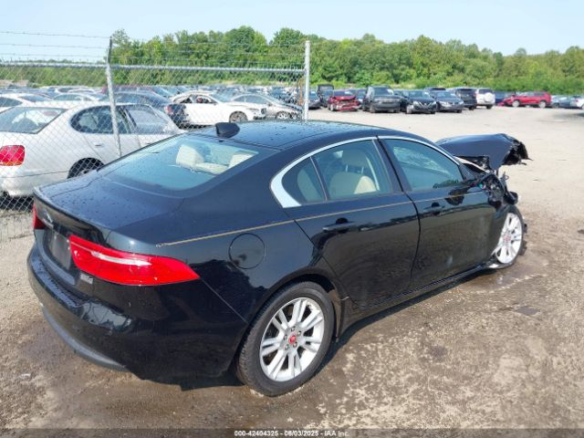 2018 JAGUAR XE SAJAJ4FN7JCP28038 Photo 3
