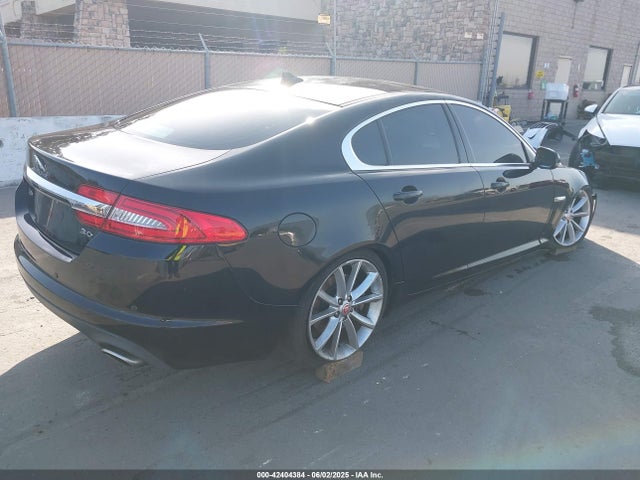 2015 JAGUAR XF SAJWA0F78F8U87889 Photo 3
