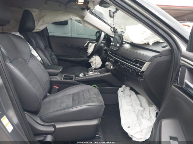 2022 MITSUBISHI OUTLANDER JA4J4UA84NZ048277 Photo 4