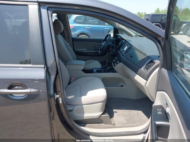 KIA SEDONA LX 2015 KNDMB5C11F6044723 Image 5