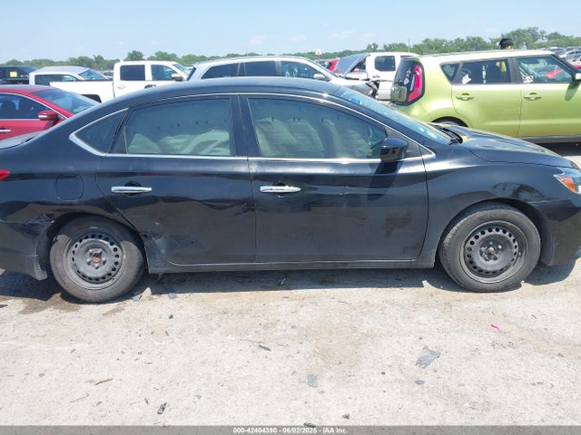 3N1AB7AP0HY275830 Nissan Sentra