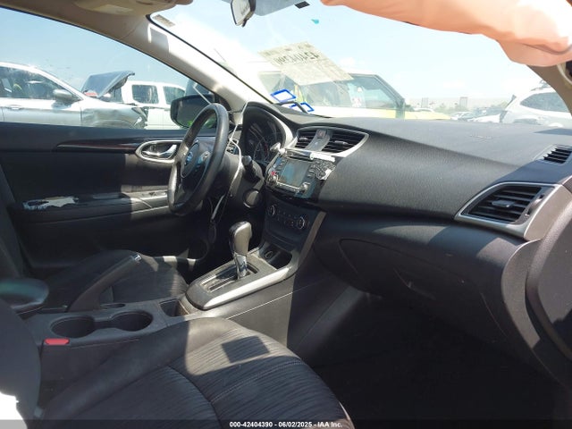 3N1AB7AP0HY275830 Nissan Sentra