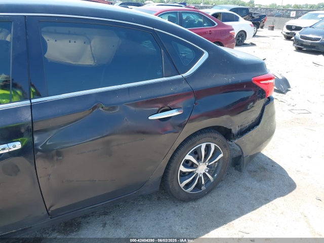 3N1AB7AP0HY275830 Nissan Sentra