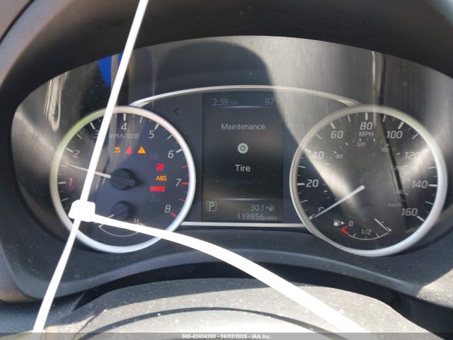3N1AB7AP0HY275830 Nissan Sentra