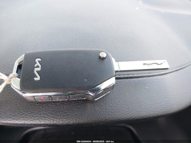 3KPF24AD6RE746941 KIA mpi nu