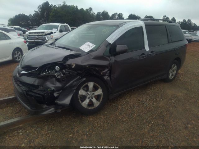 2020 TOYOTA SIENNA 5TDKZ3DC3LS070453 Photo 1