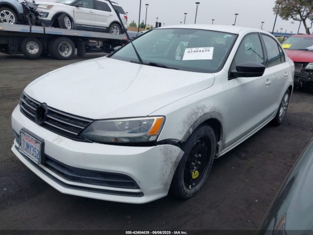 3VW2K7AJ9FM241528 Volkswagen 2015