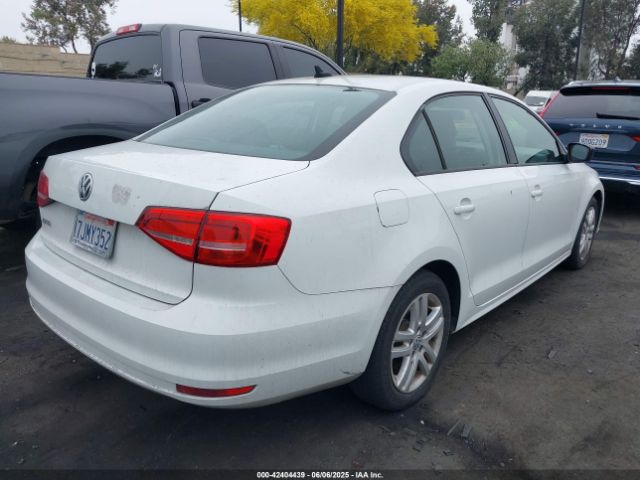 3VW2K7AJ9FM241528 Volkswagen 2015