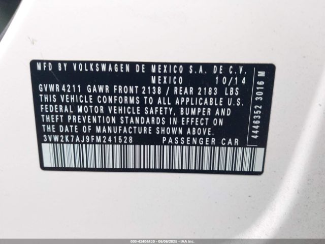 3VW2K7AJ9FM241528 Volkswagen 2015