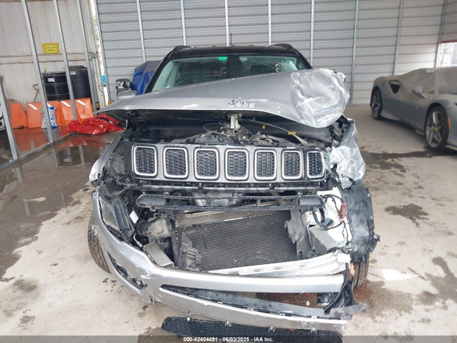 2018 Jeep Compass Limited Fwd მანქანა იყიდება აუქციონზე, vin: 3C4NJCCB9JT425240, აუქციონის ნომერი: 42404491