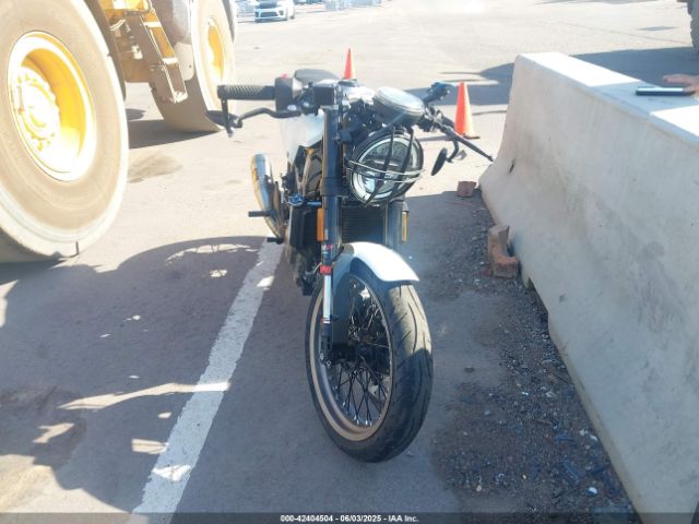 2023 HUSQVARNA VITPILEN 401/SVARTPILEN 401 MD2JUJ40XPC220581 Photo 4