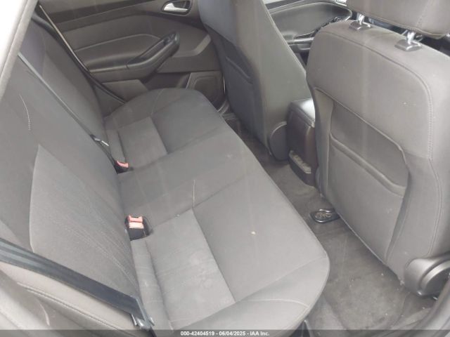1FADP3F24HL253488 Ford FOCUS SE
