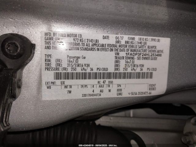1FADP3F24HL253488 Ford FOCUS SE