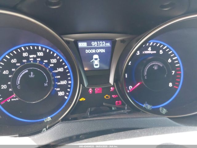 2013 HYUNDAI GENESIS KMHHU6KJ8DU110305 Photo 6