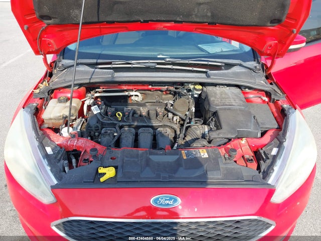 1FADP3K21FL224520 Ford FOCUS SE