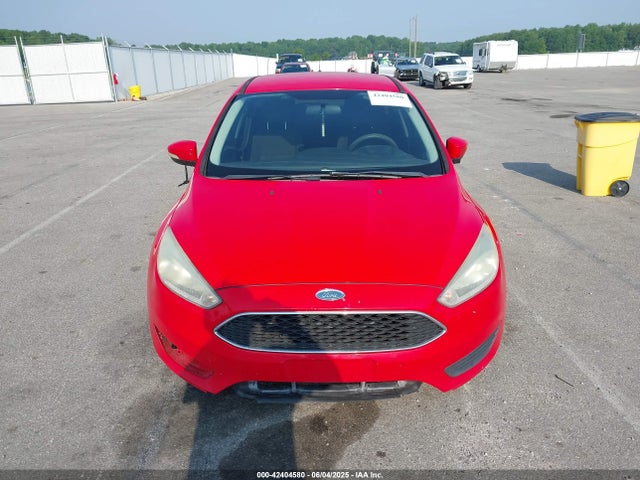 1FADP3K21FL224520 Ford FOCUS SE