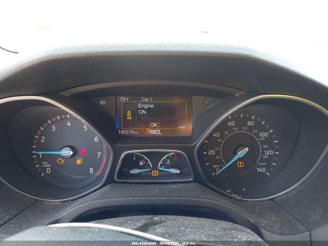 1FADP3K21FL224520 Ford FOCUS SE