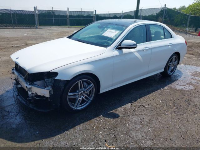 2018 MERCEDES-BENZ E 300 WDDZF4KB4JA370171 Photo 1