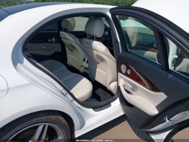 2018 MERCEDES-BENZ E 300 WDDZF4KB4JA370171 Photo 7