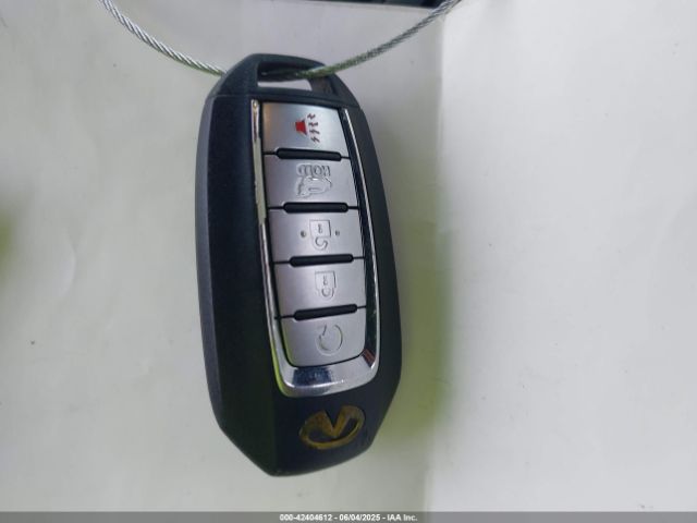 3PCAJ5M13LF109740 Infiniti QX50
