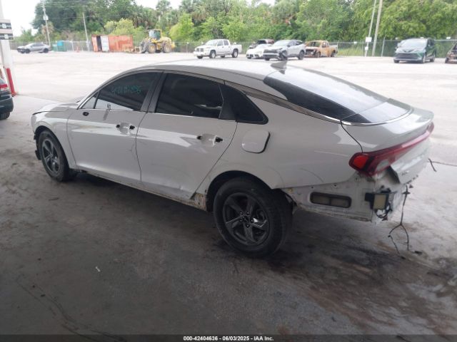2021 KIA K5 5XXG14J26MG054961 Photo 2