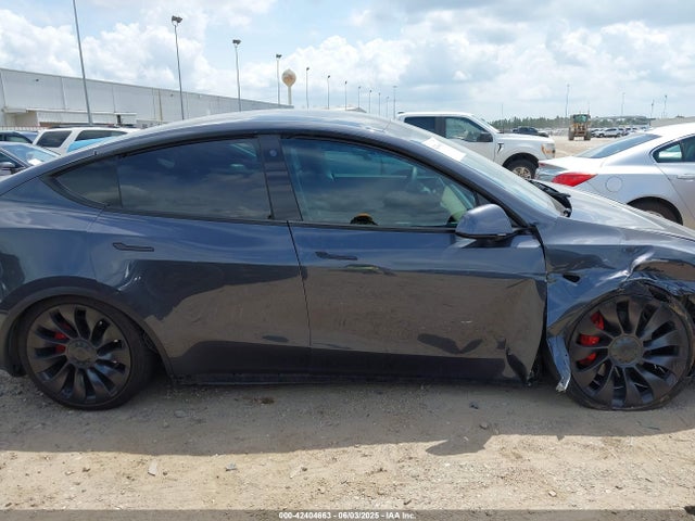 5YJYGDEF1MF269313 Tesla 2021