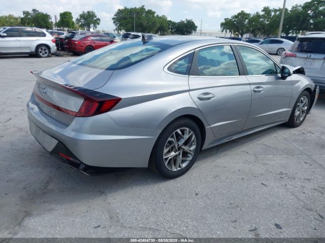 2021 HYUNDAI SONATA KMHL64JA0MA145576 Photo 3