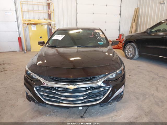 1G1ZD5ST2MF002568 Chevrolet Malibu Fwd Lt