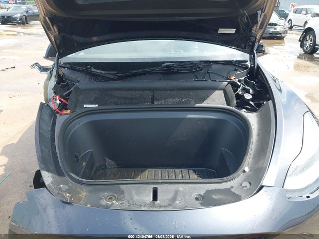 2024 TESLA MODEL Y 7SAYGDEE1RA332683 Photo 9