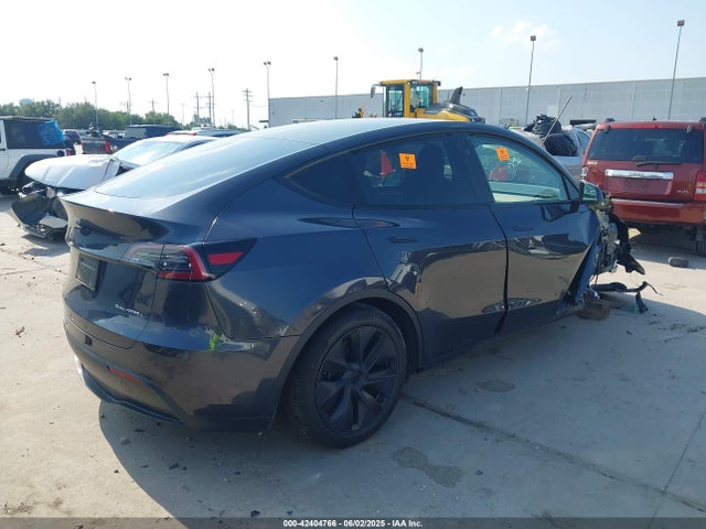 2024 TESLA MODEL Y 7SAYGDEE1RA332683 Photo 3