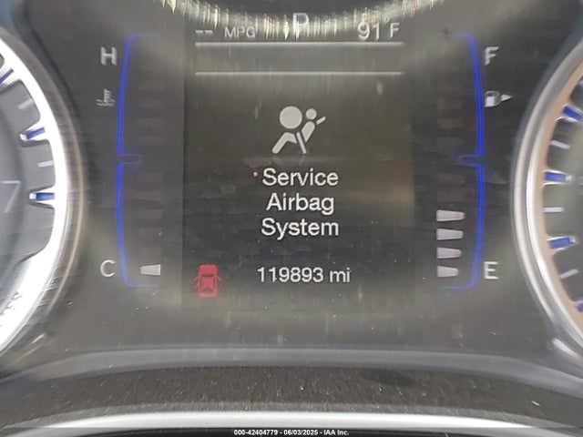 1C3CCCAB1GN147239 Chrysler 200