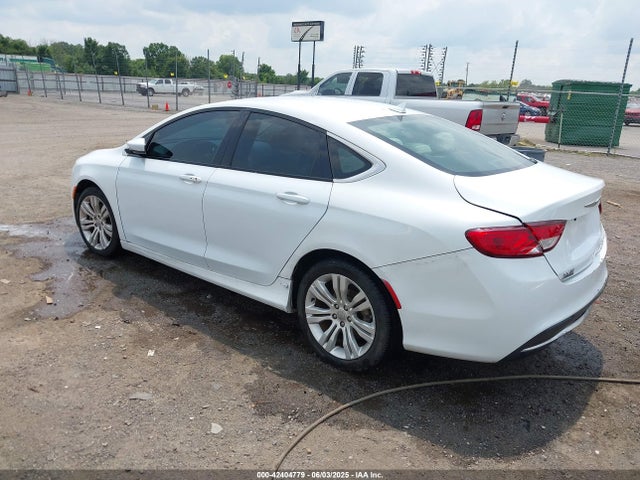 1C3CCCAB1GN147239 Chrysler 200