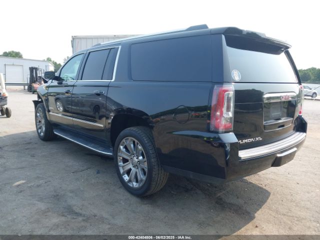 2017 GMC YUKON XL 1GKS2HKJ4HR293596 Photo 2