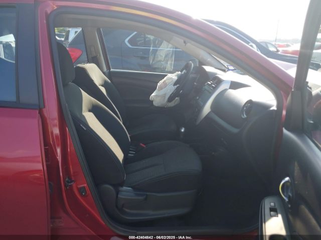 3N1CN7AP6KL869696 Nissan Versa 1.6 Sv
