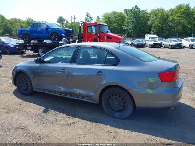3VWD17AJ5EM260541 Volkswagen Jetta 1.8t Se