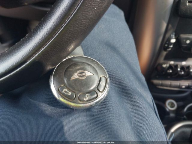 2012 MINI COOPER COUNTRYMAN WMWZB3C5XCWM30143 Photo 10
